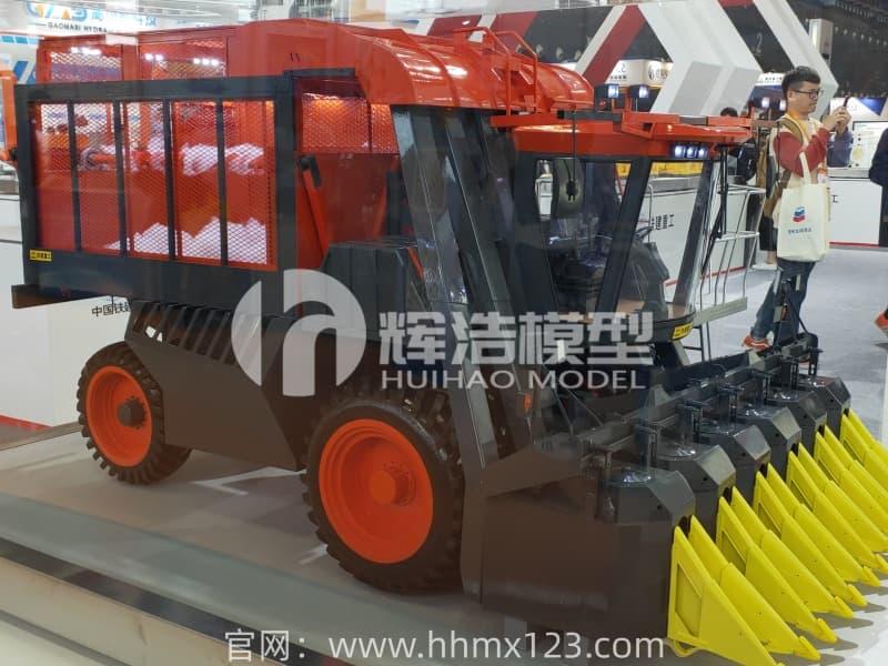 采棉机展览模型 (5).jpg