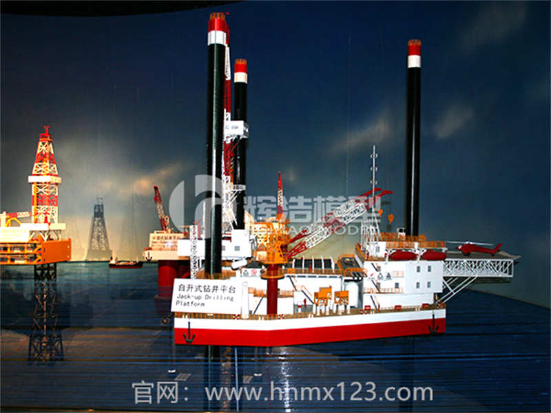 自升式钻井平台模型.JPG
