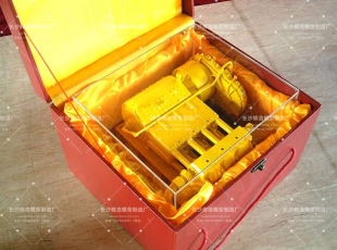 江汉油田石油四机厂：SQP2800型压裂柱塞泵礼品模型