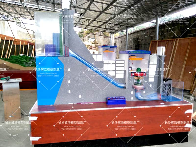 安康水电站混流式水轮发电机组模型 (1).jpg