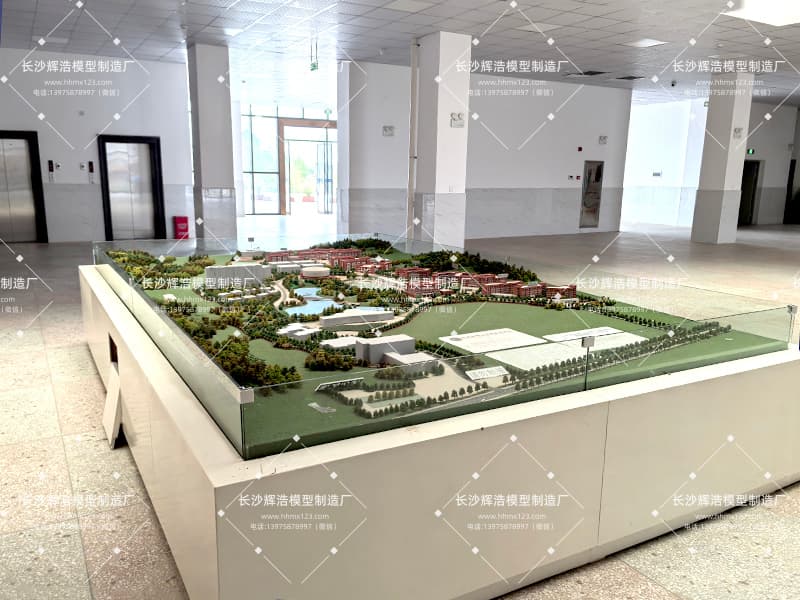 长沙唯上学校招生沙盘模型 (1).jpg