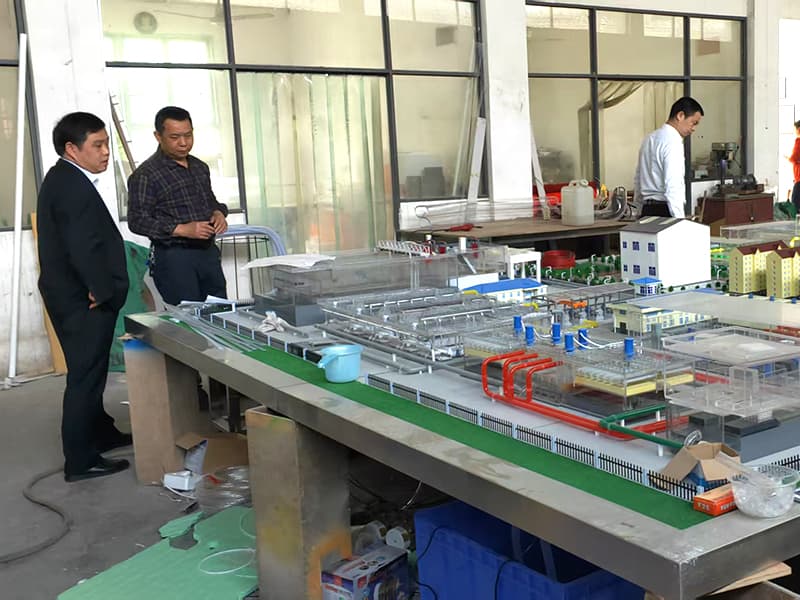 中车长江车辆有限公司株洲分公司领导莅临我司考察 共商铁路货运车辆模型定制合作